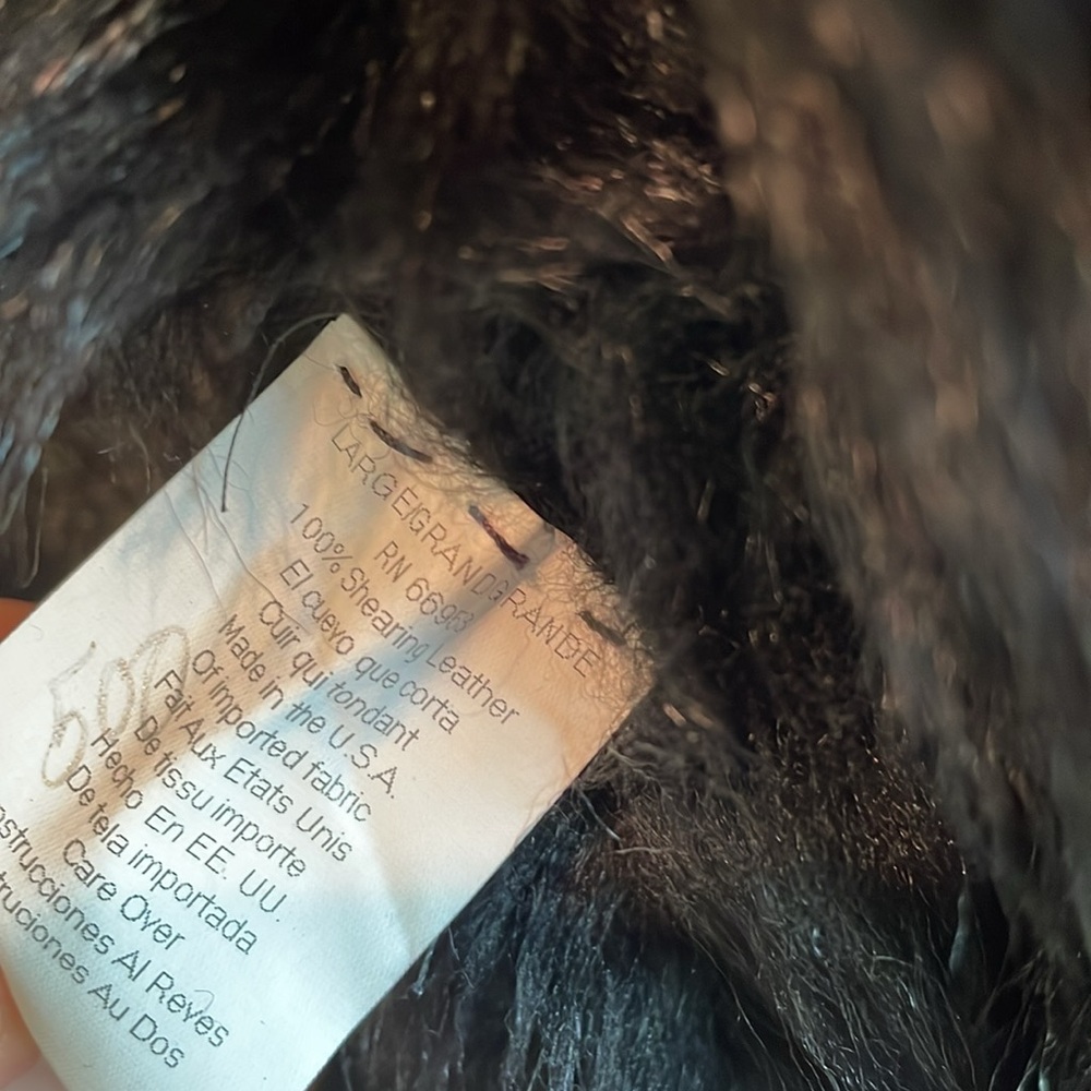 Black Shearling Vest - Picture 3 of 7